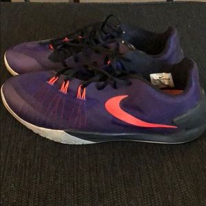 Nike Hyperchase Size 14